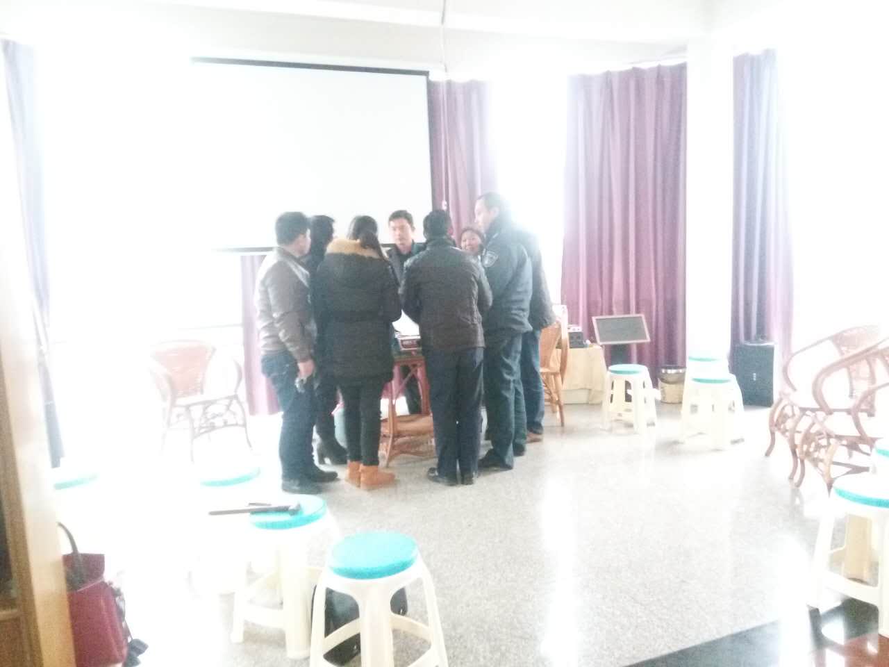 南通市场领导人会前探讨