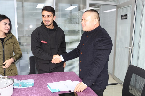 孝行天下集团上海进博会再签国际大单 巴基斯坦国际合作伙伴公司考察签约