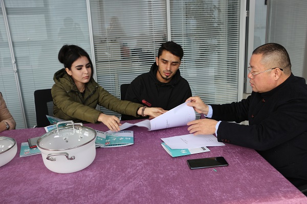 孝行天下集团上海进博会再签国际大单 巴基斯坦国际合作伙伴公司考察签约